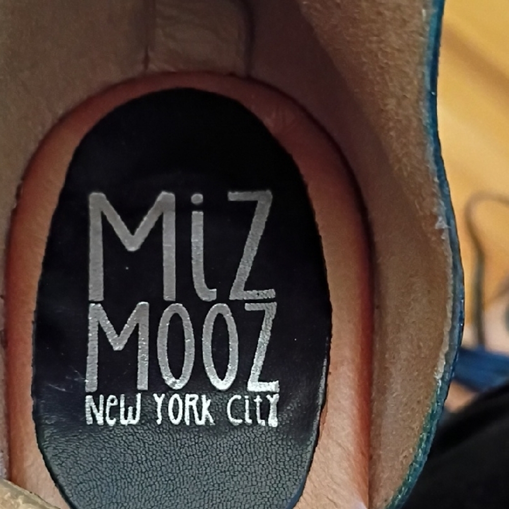 Miz Mooz Cassi Black Leather Strappy Sandals Wide 39 - Picture 6 of 12